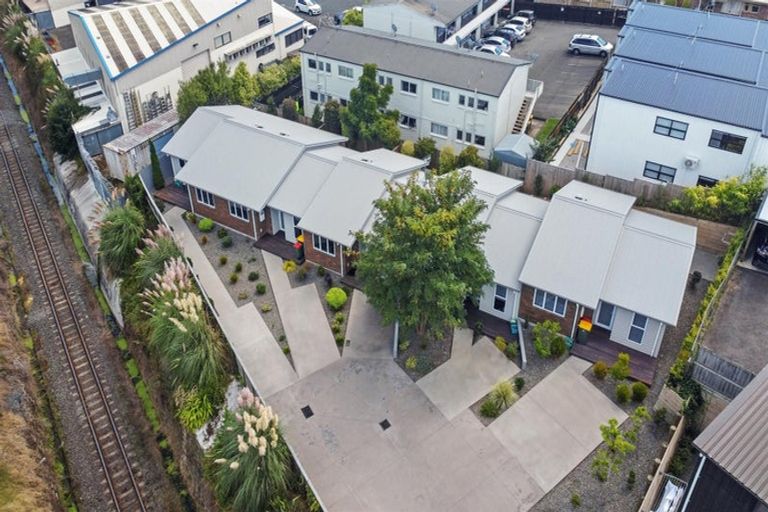 Photo of property in 2/19 Seddon Road, Frankton, Hamilton, 3204