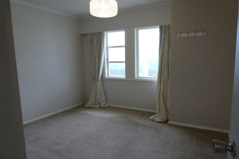 Photo of property in 14 Cheshire Street, Wilton, Wellington, 6012