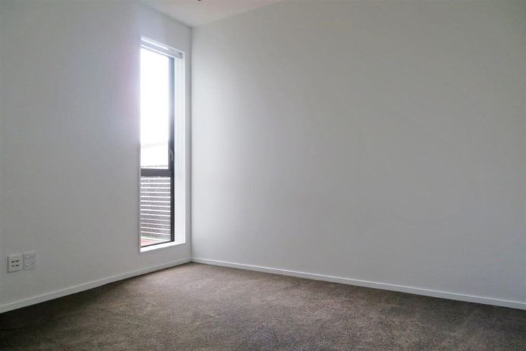 Photo of property in The Firemans Apartments, 104/321 Jackson Street, Petone, Lower Hutt, 5012