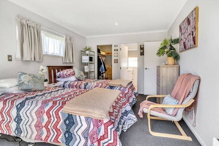 Photo of property in 4 Kipling Crescent, Owhata, Rotorua, 3010