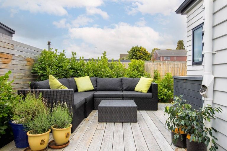 Photo of property in 21b Margaret Road, Raumati Beach, Paraparaumu, 5032