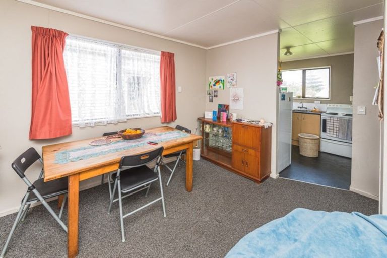 Photo of property in 201 Puriri Street, Castlecliff, Whanganui, 4501