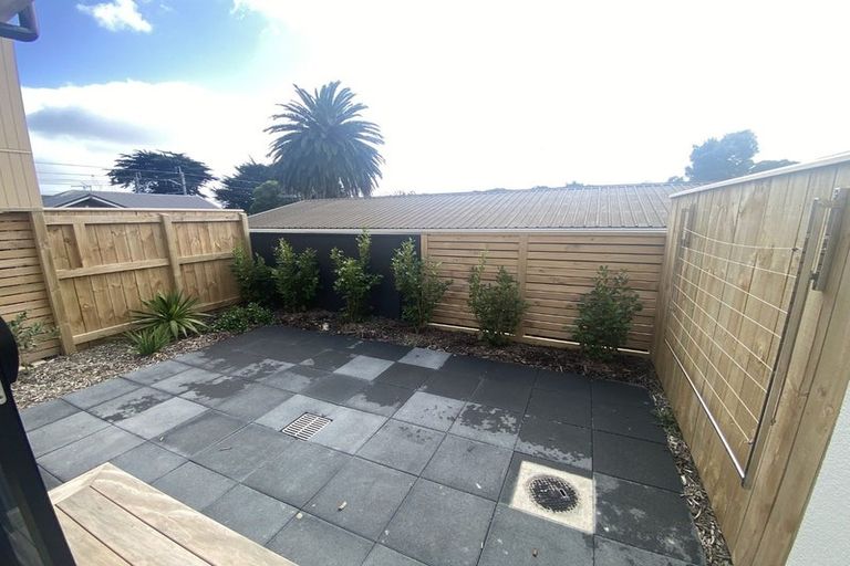 Photo of property in 14/10 Pascoe Avenue, Paremata, Porirua, 5026