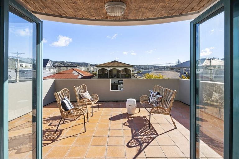 Photo of property in 107 Austin Street, Mount Victoria, Wellington, 6011