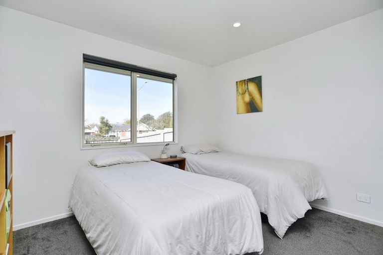 Photo of property in 241 Wainoni Road, Avondale, Christchurch, 8061