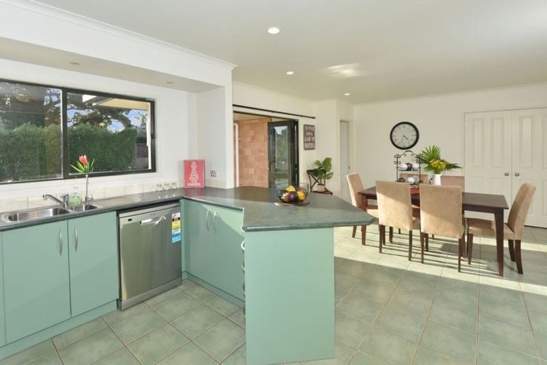 Photo of property in 23 Chatsfield Place, Te Kamo, Whangarei, 0112