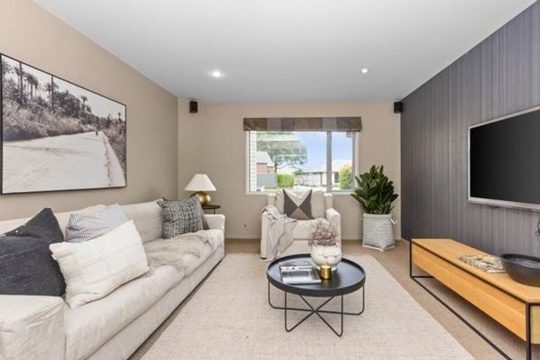 Photo of property in 2 Edwards Street, Frimley, Hastings, 4120