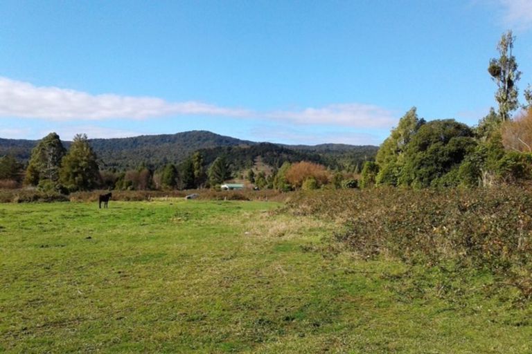 Photo of property in 1216 Wekaweka Road, Waimamaku, Kaikohe, 0473