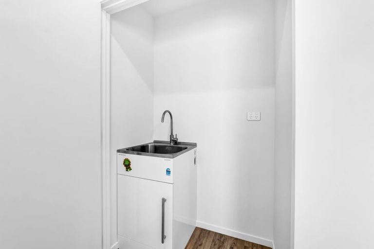 Photo of property in 12a Hamlet Street, Stratford, 4332