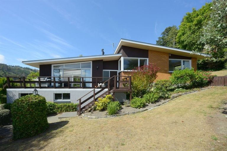 Photo of property in 44 Landsdowne Terrace, Cashmere, Christchurch, 8022