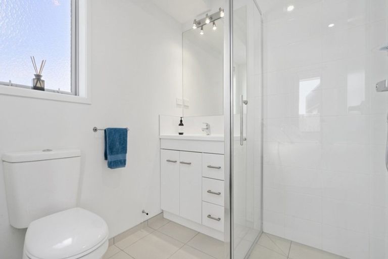 Photo of property in 56b Alberta Road, Glen Avon, New Plymouth, 4312