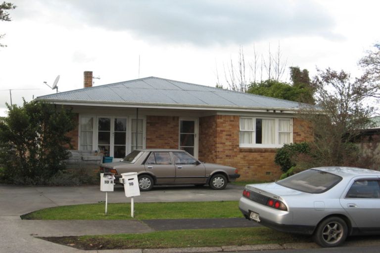 Photo of property in 10 Fenwick Crescent, Hillcrest, Hamilton, 3216