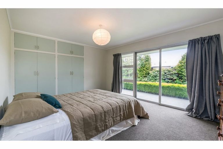 Photo of property in 17 Ferniehurst Street, Somerfield, Christchurch, 8024