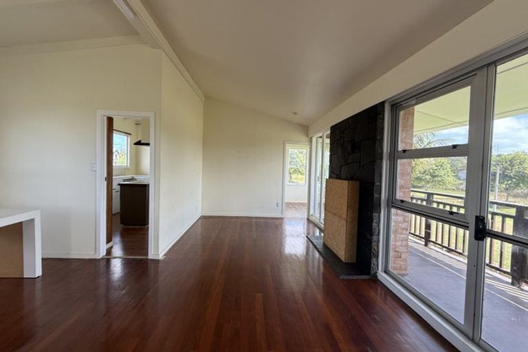 Photo of property in 1233 Alfriston Road, Alfriston, Manurewa, 2576