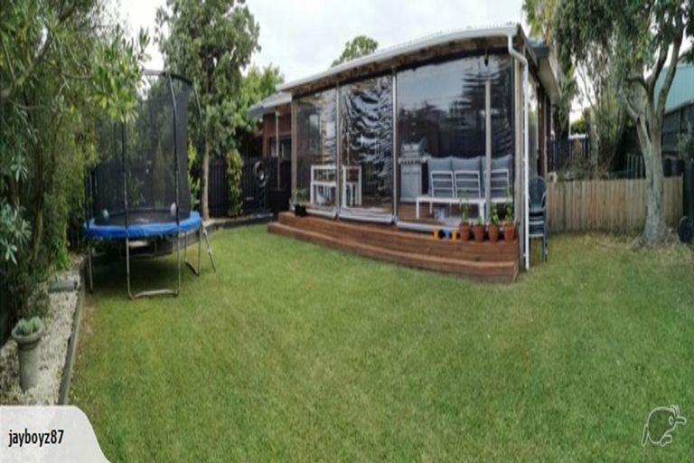 Photo of property in 7 Ruby Place, Orewa, 0931