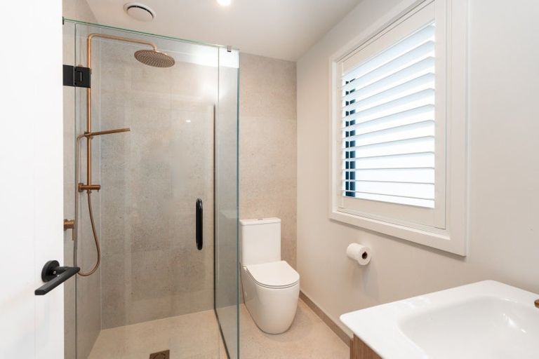 Photo of property in 51a Elizabeth Street, Waikanae, 5036