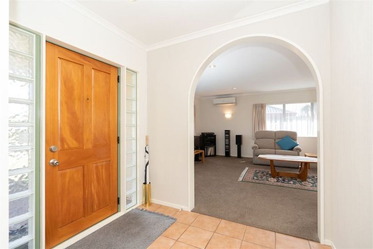 Photo of property in 26 Admiral Crescent, Flagstaff, Hamilton, 3210