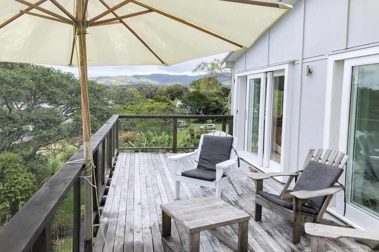 Photo of property in 69 Howard Road, Orere Point, 2585