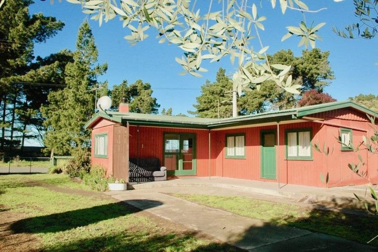 Photo of property in 12 Chamberlain Avenue, Amberley, 7481