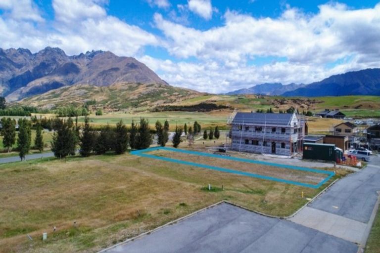 Photo of property in 23 Soudley Court, Jacks Point, Queenstown, 9371