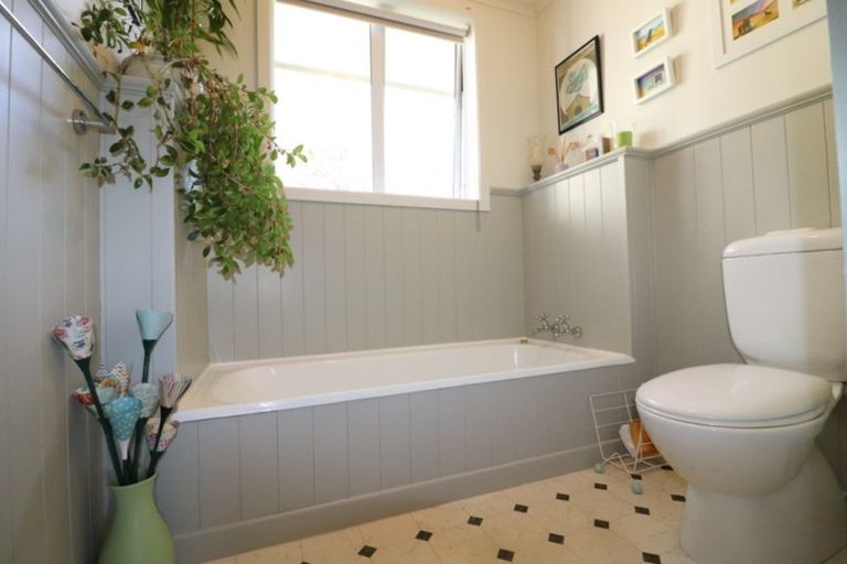 Photo of property in 33 Hull Street, Riversdale, 9776