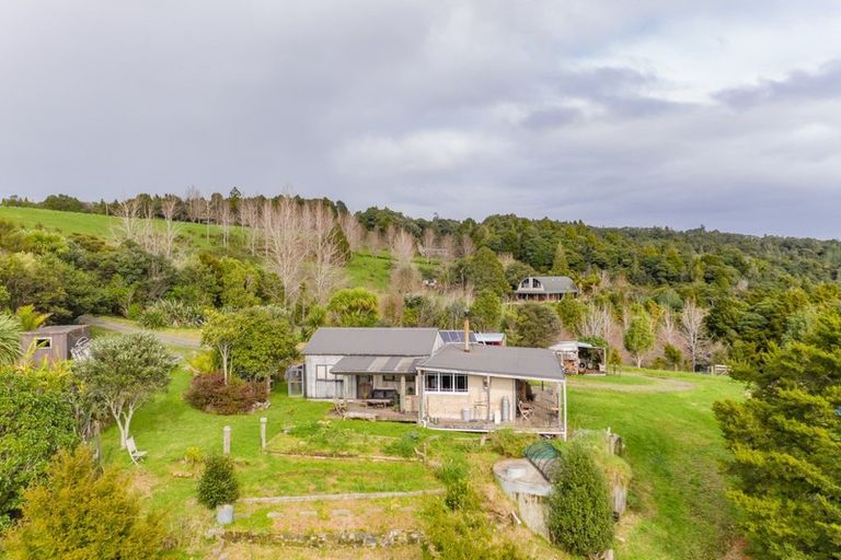 Photo of property in 1064 Pungaere Road, Waipapa, 0295