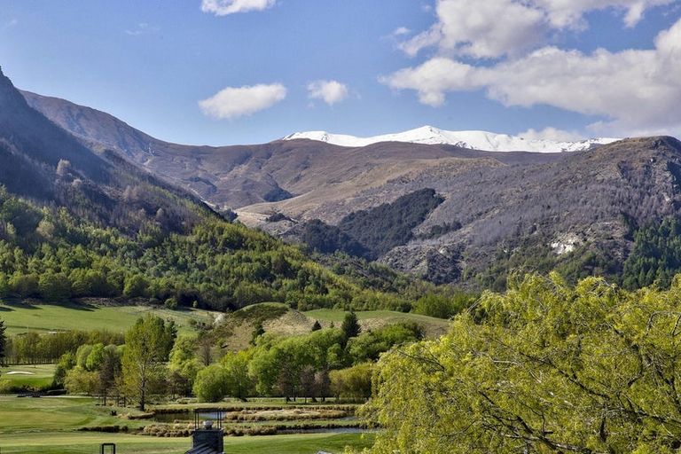 Photo of property in Millbrook Resort, 24 Ayrburn Ridge, Arrowtown, 9371