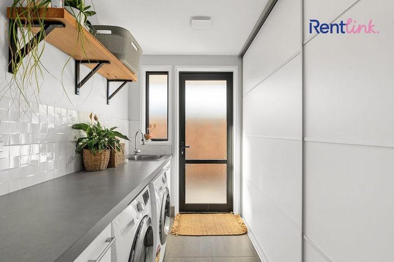 Photo of property in 23 Kahuparere Crescent, Pyes Pa, Tauranga, 3112