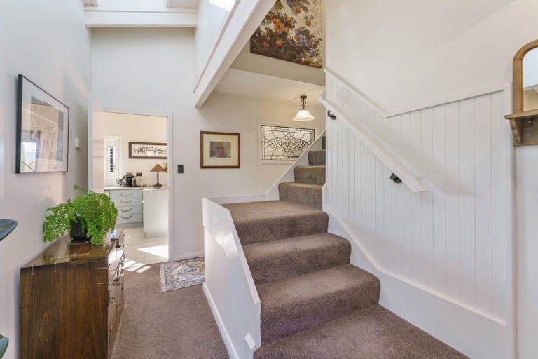 Photo of property in 735 Acacia Bay Road, Acacia Bay, Taupo, 3330