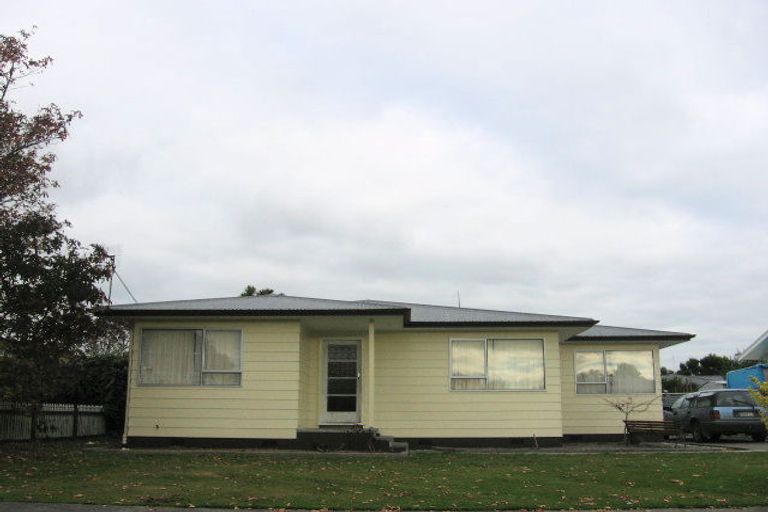 Photo of property in 10 Beaumont Place, Westbrook, Palmerston North, 4412