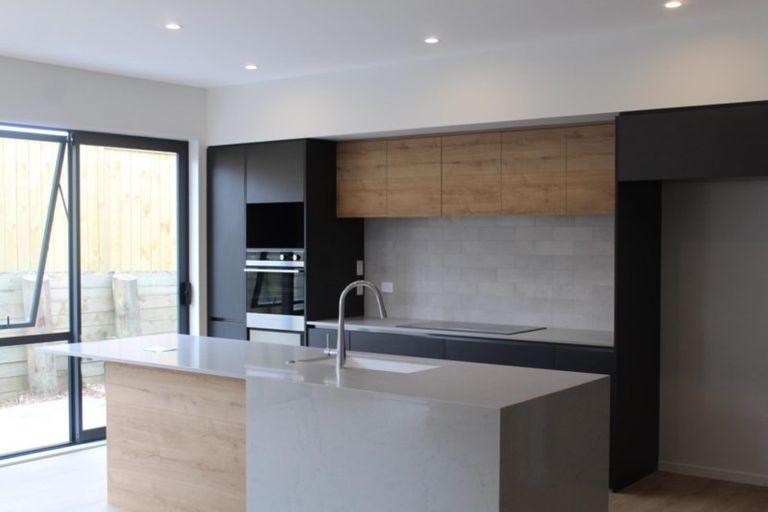 Photo of property in 8 Cadwil Drive, Beachlands, Auckland, 2018