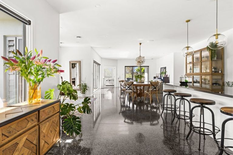 Photo of property in 117 Arataki Road, Havelock North, 4130