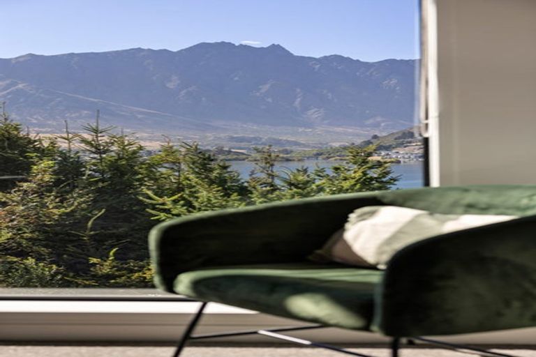 Photo of property in 10 Livingstone Lane, Frankton, 9300