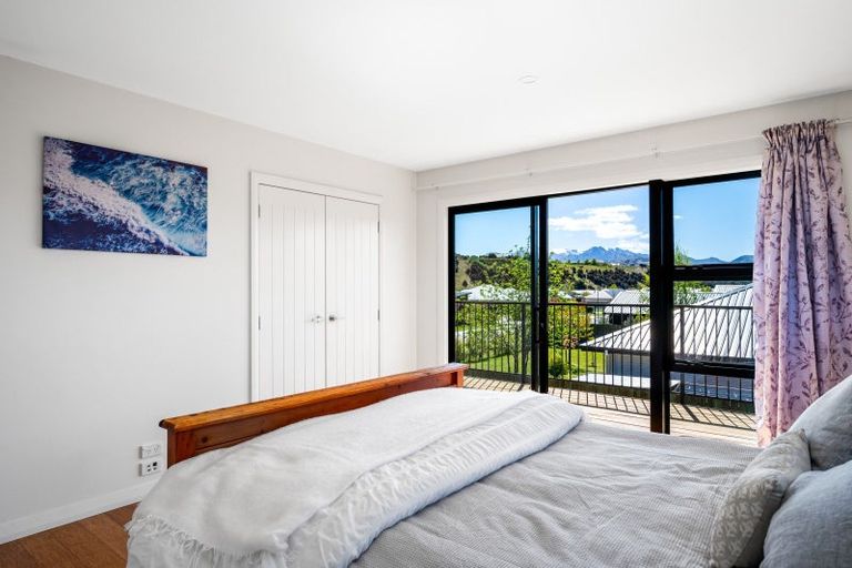 Photo of property in 28 Wabler Lane, Albert Town, Wanaka, 9305