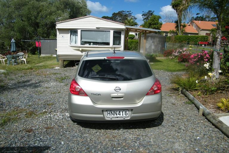 Photo of property in 70 Upper Harbour Drive, Greenhithe, Auckland, 0632