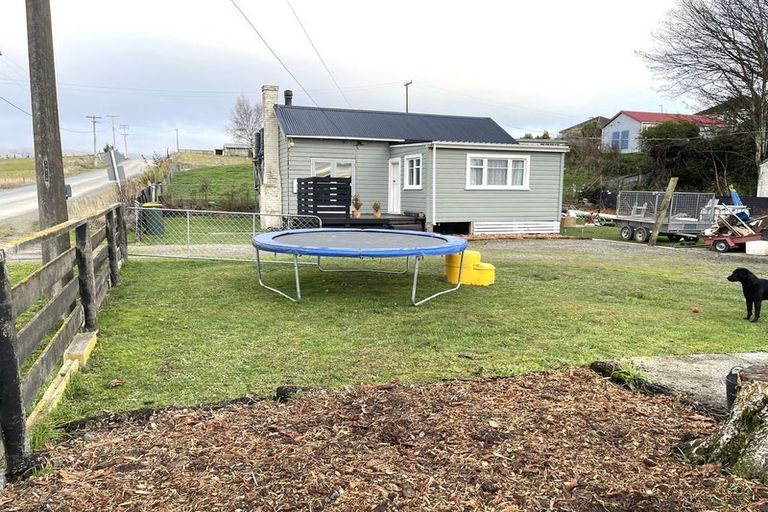 Photo of property in 1 Allan Street, Waiwera South, Clinton, 9584