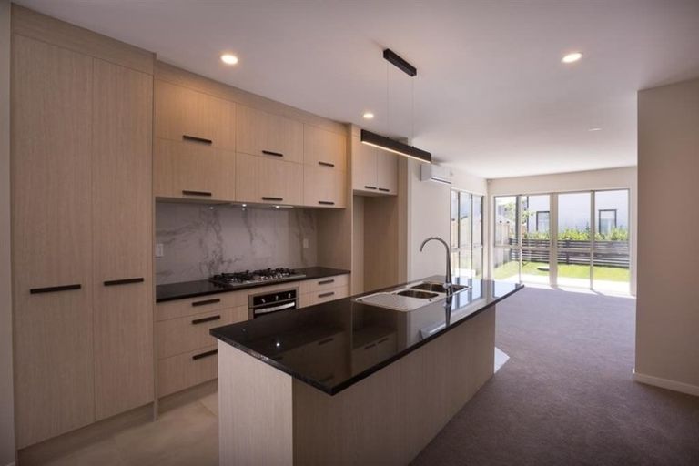 Photo of property in 4 Blackbird Lane, Hobsonville, Auckland, 0616