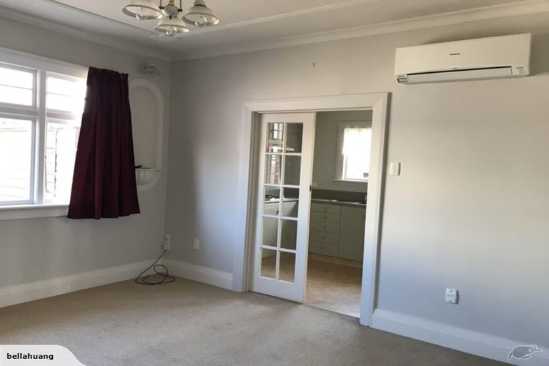 Photo of property in 168 Macandrew Road, South Dunedin, Dunedin, 9012