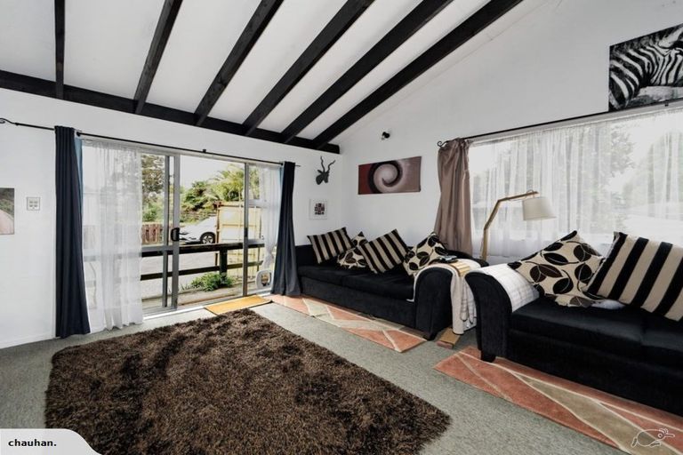 Photo of property in 65 Riverpark Crescent, Henderson, Auckland, 0610