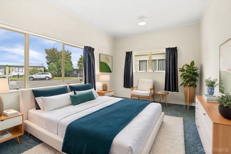 Photo of property in 3 Kirkcaldie Grove, Levin, 5510