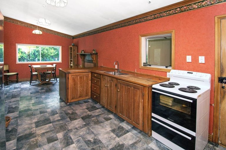 Photo of property in 43 Rhodes Street, Carterton, 5713