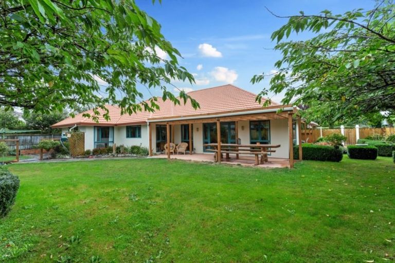 Photo of property in 20 Milesbrook Close, Rangiora, 7400