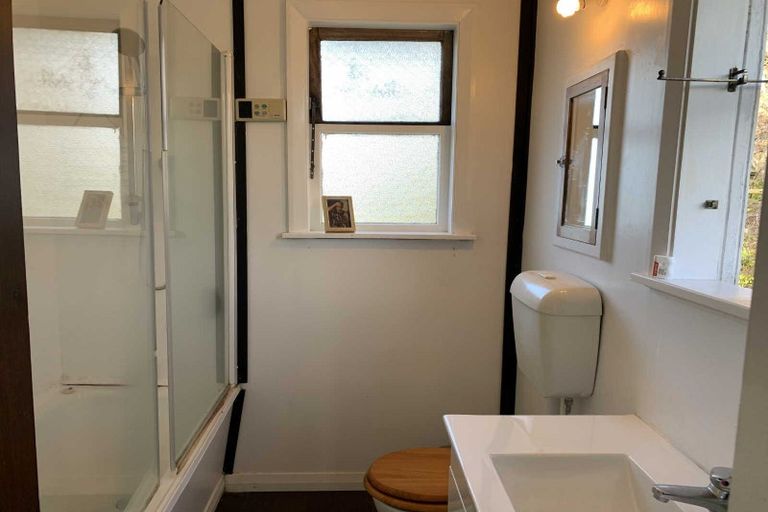 Photo of property in 4 Tara Street, Riccarton, Christchurch, 8041