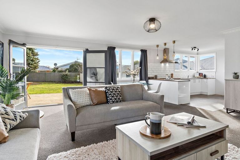 Photo of property in 336 Waterloo Road, Islington, Christchurch, 8042