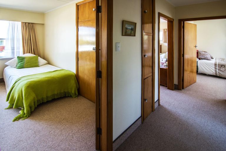 Photo of property in 1 Rata Place, Lansdowne, Masterton, 5810