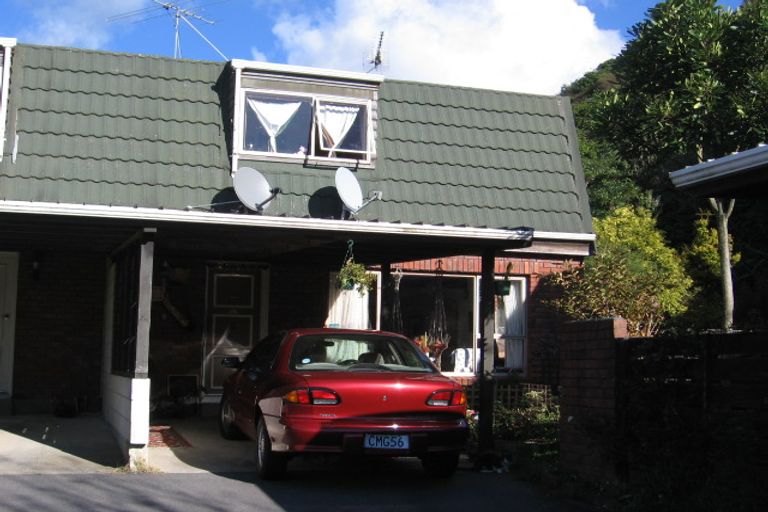 Photo of property in 85a Churton Drive, Churton Park, Wellington, 6037