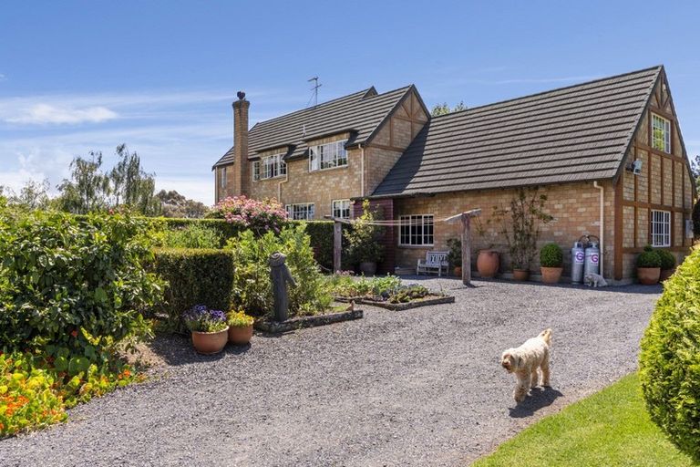 Photo of property in 346 Clifton Road, Whitford, Howick, 2571