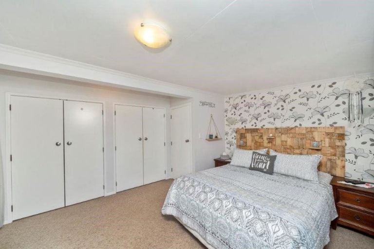 Photo of property in 86 South Road, Manaia, 4612