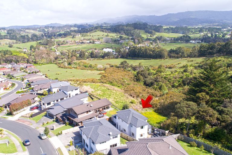 Photo of property in 102a San Marino Drive West, Henderson, Auckland, 0612
