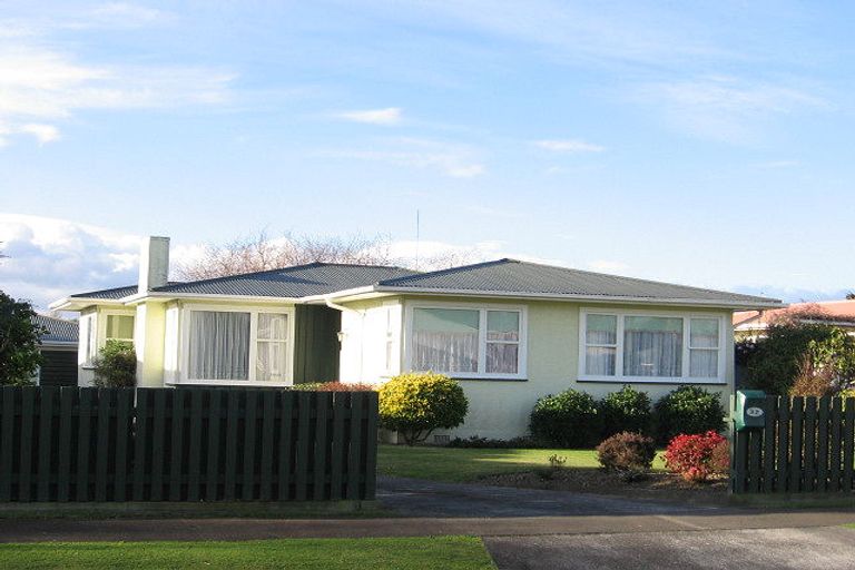 Photo of property in 32 Windsor Street, Terrace End, Palmerston North, 4410